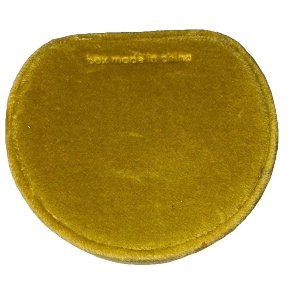 Gucci Jewelry Box Chartreuse Yellow Velvet Small Gift Box Ring 3.5x3
